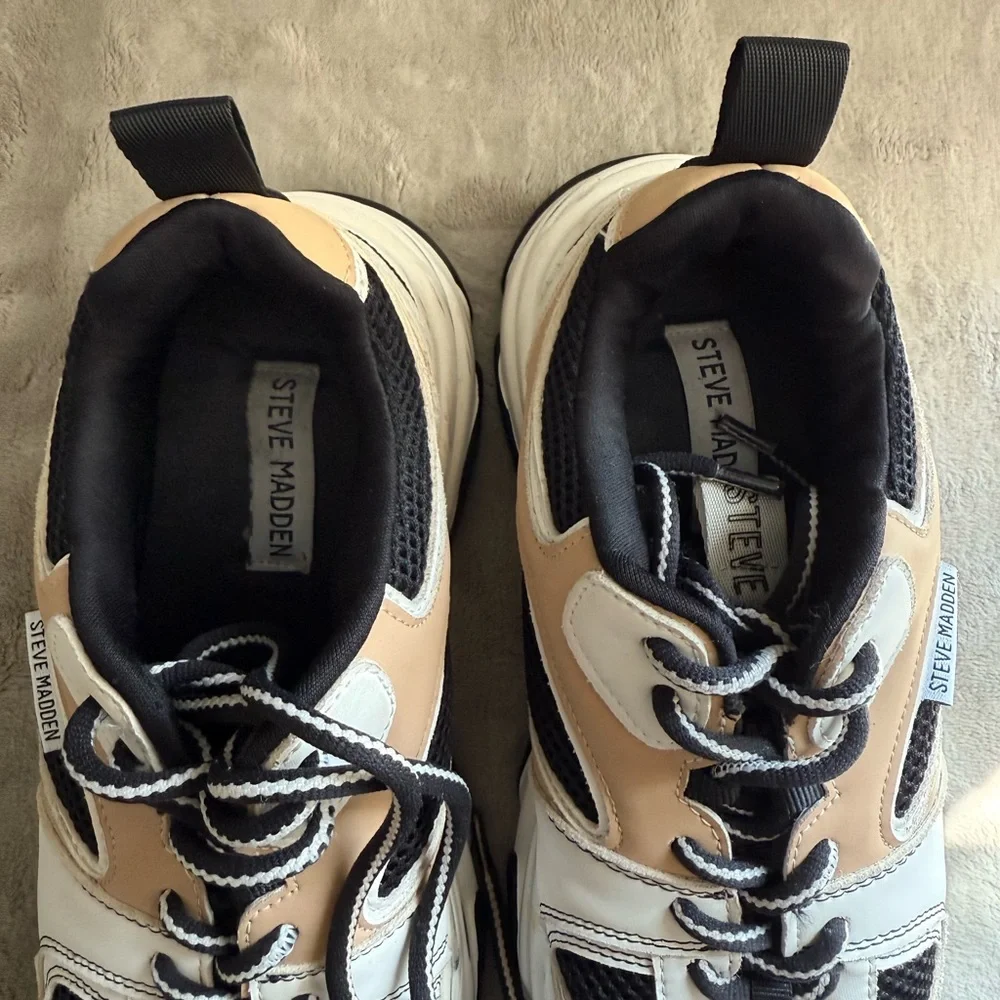 Steve Madden Black and Tan Chunky Sneakers - Picture 5 of 9
